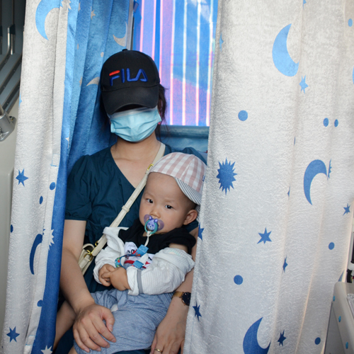 1592275498180600.jpg 媽咪給孩子喂奶再也不用擔(dān)心了02.JPG