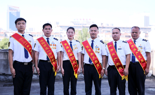 1635147904627668.jpg B (2).jpg